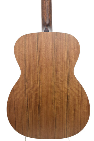 Eastman E3OMe Orchestra Model Acoustic-Electric Guitar - Natural