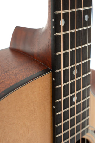 Eastman AC122-1CE Grand Auditorium Acoustic-Electric Guitar - Natural