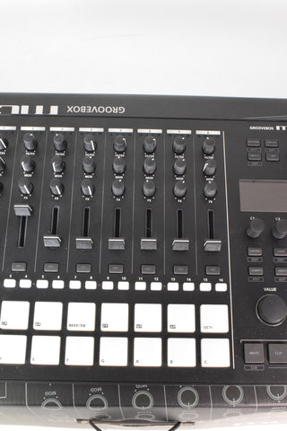 Used Roland MC-707 Groovebox