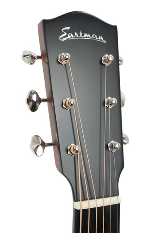 Eastman E10SS Slope-Shoulder Dreadnought Acoustic Guitar - Sunburst Thermo Cure