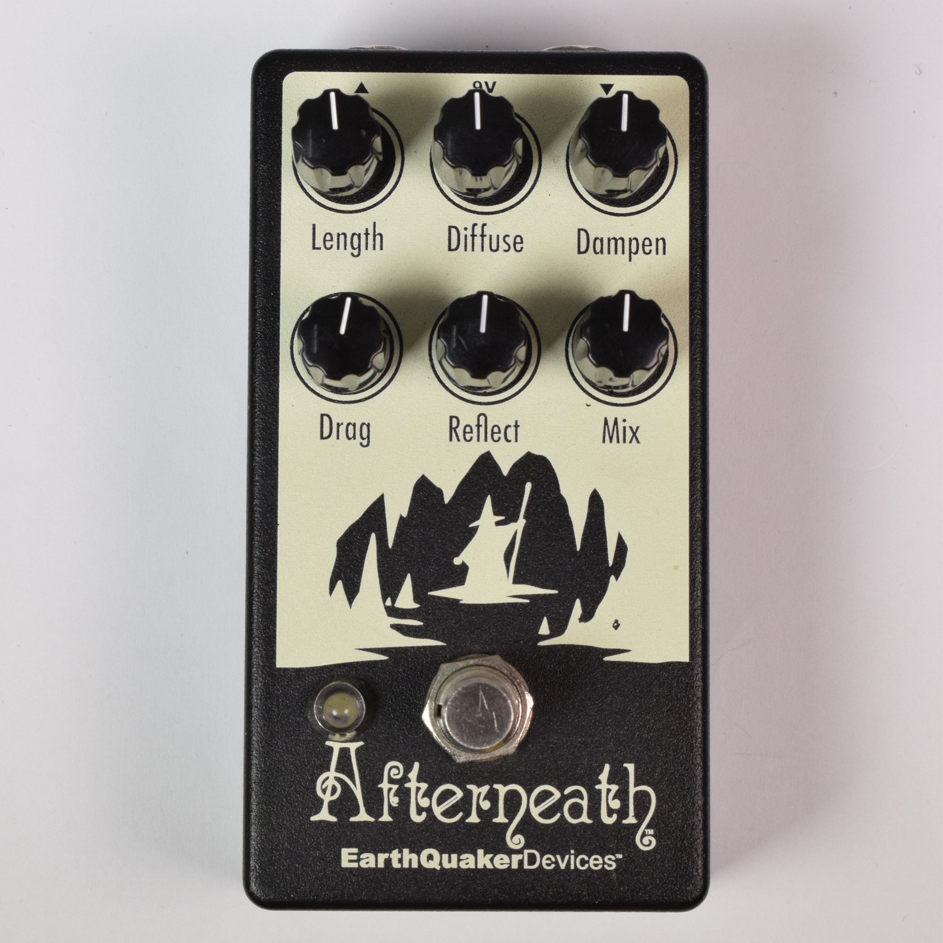 Used EarthQuaker Devices Afterneath Otherworldly