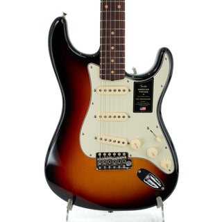 Fender American Vintage II 1961 Stratocaster - 3 Color Sunburst - Ser. V2442156