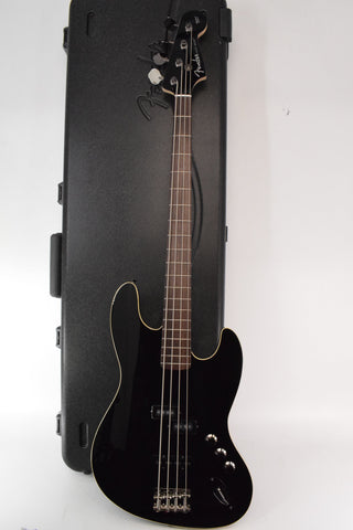 Used Fender Aerodyne Jazz Bass with Hardshell Case - Black