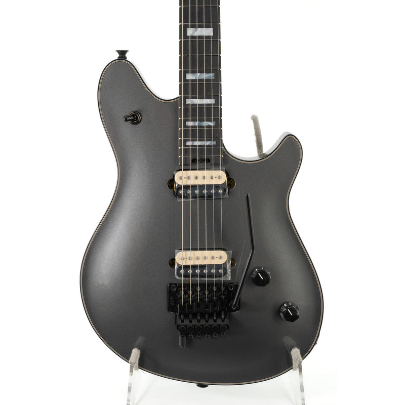 EVH Wolfgang USA with Case - Silver - Ser. WG12277A
